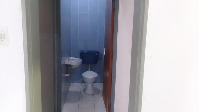 To Let commercial Property for Rent in Klipkop Western Cape